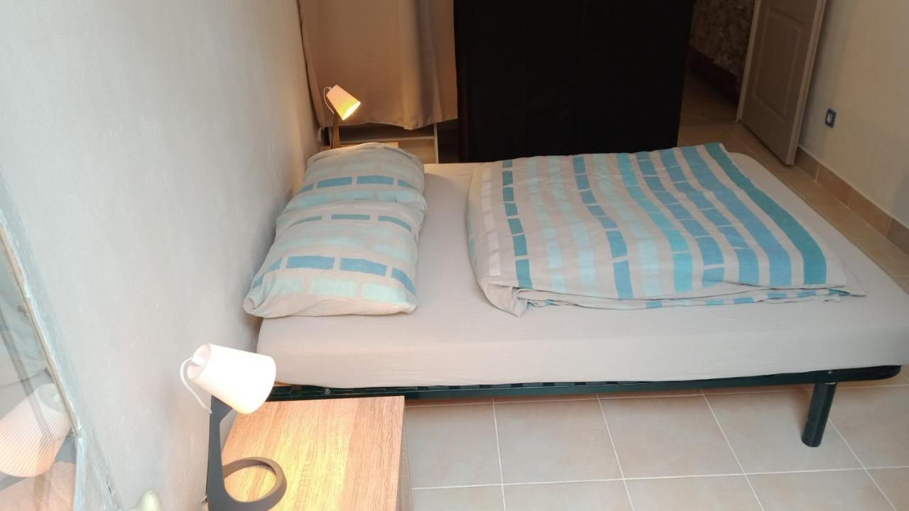 L'Ombrelle Bed and Breakfast Carcassonne Exteriör bild